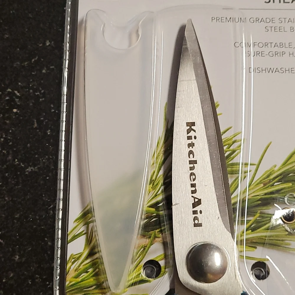 KitchenAid Utility Shears - Picture 3 of 6